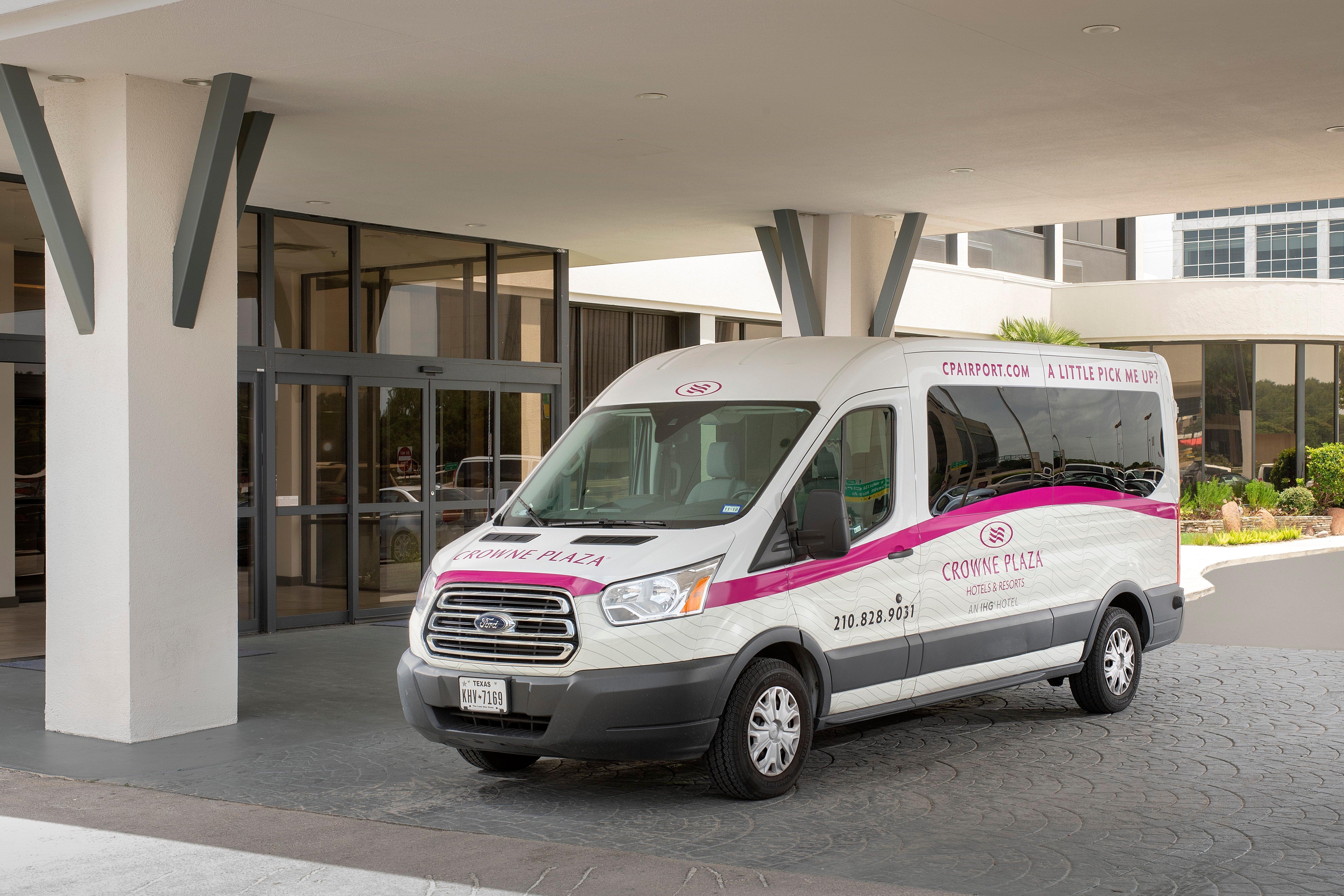 Crowne Plaza San Antonio Airport By Ihg Hotel Exterior photo