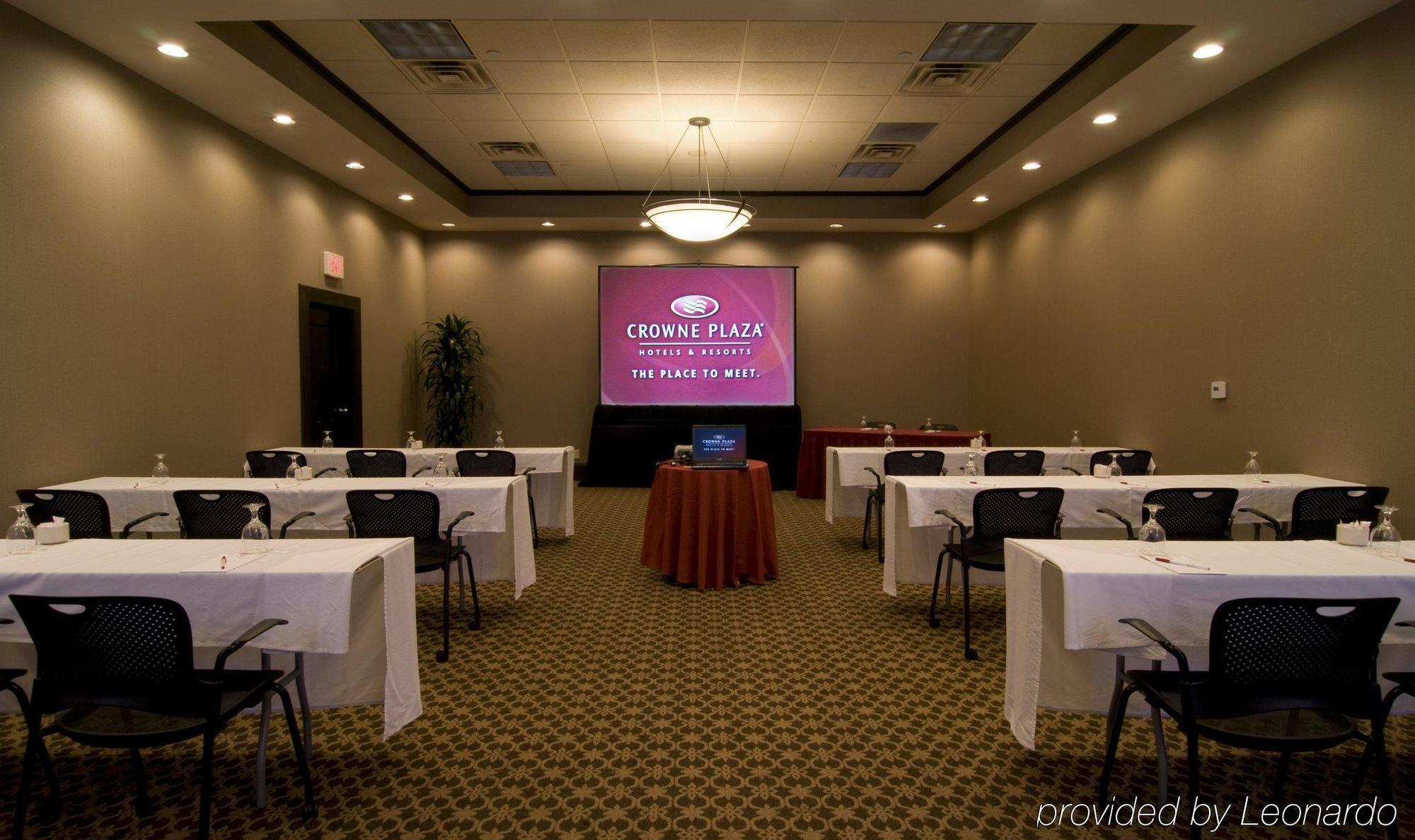 Crowne Plaza San Antonio Airport By Ihg Hotel Exterior photo