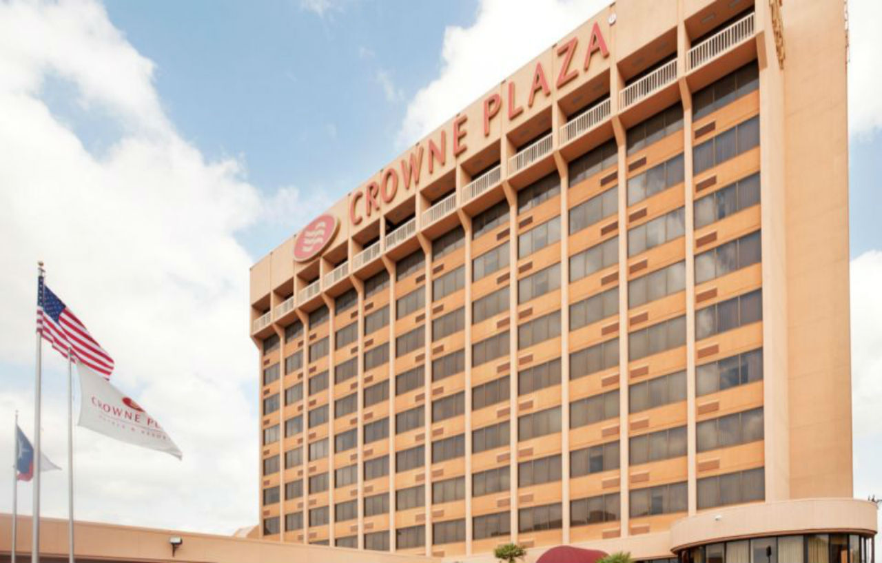 Crowne Plaza San Antonio Airport By Ihg Hotel Exterior photo